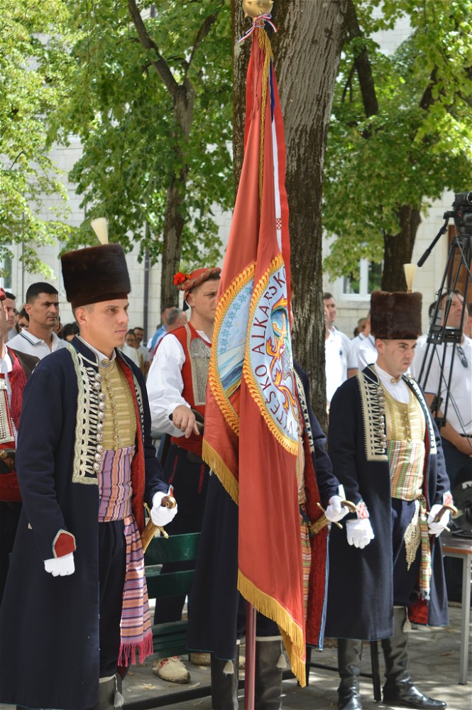 230452623 1445524609143980 90477708460213803 n-opt